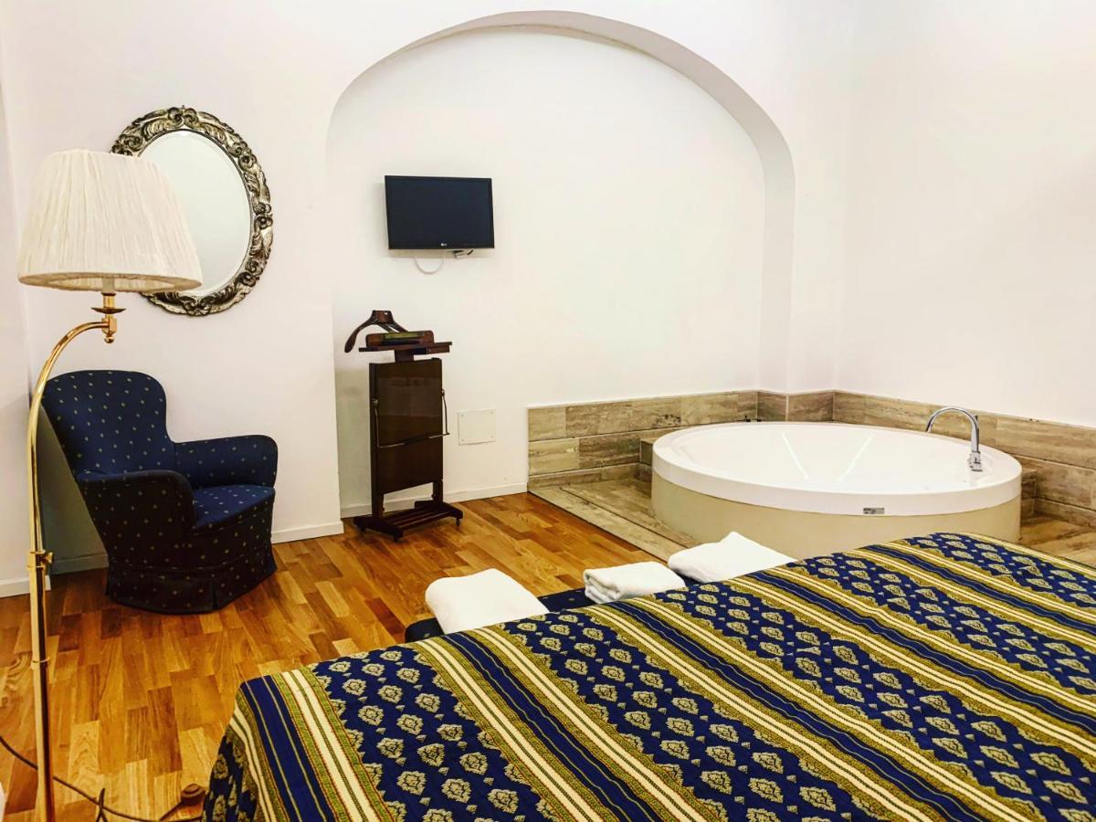 Nerello Suites And Rooms Катания Экстерьер фото