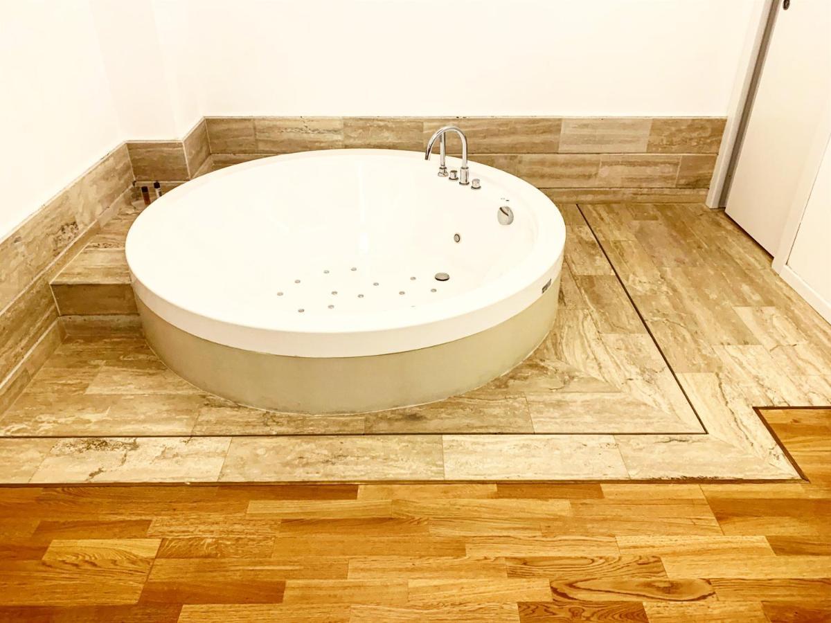 Nerello Suites And Rooms Катания Экстерьер фото