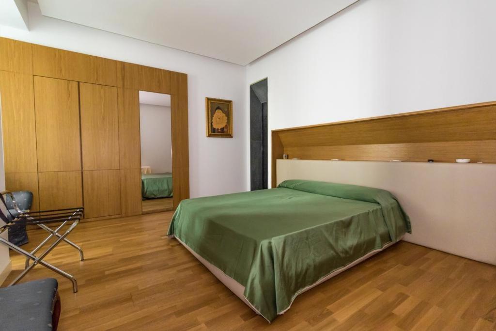 Nerello Suites And Rooms Катания Экстерьер фото